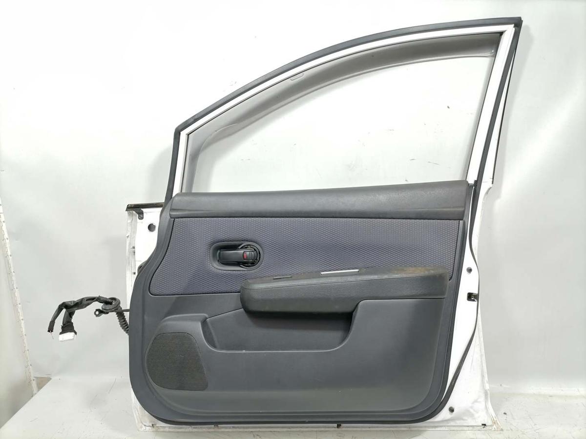 Nissan Tiida original Tür vorn rechts Weiß 5-Türer Fließheck Bj.2007
